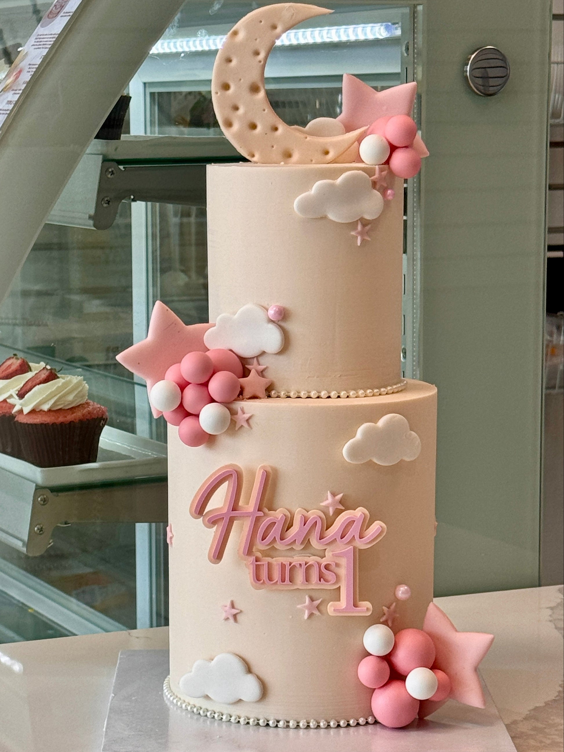 Gucci in pink - 2 Tier