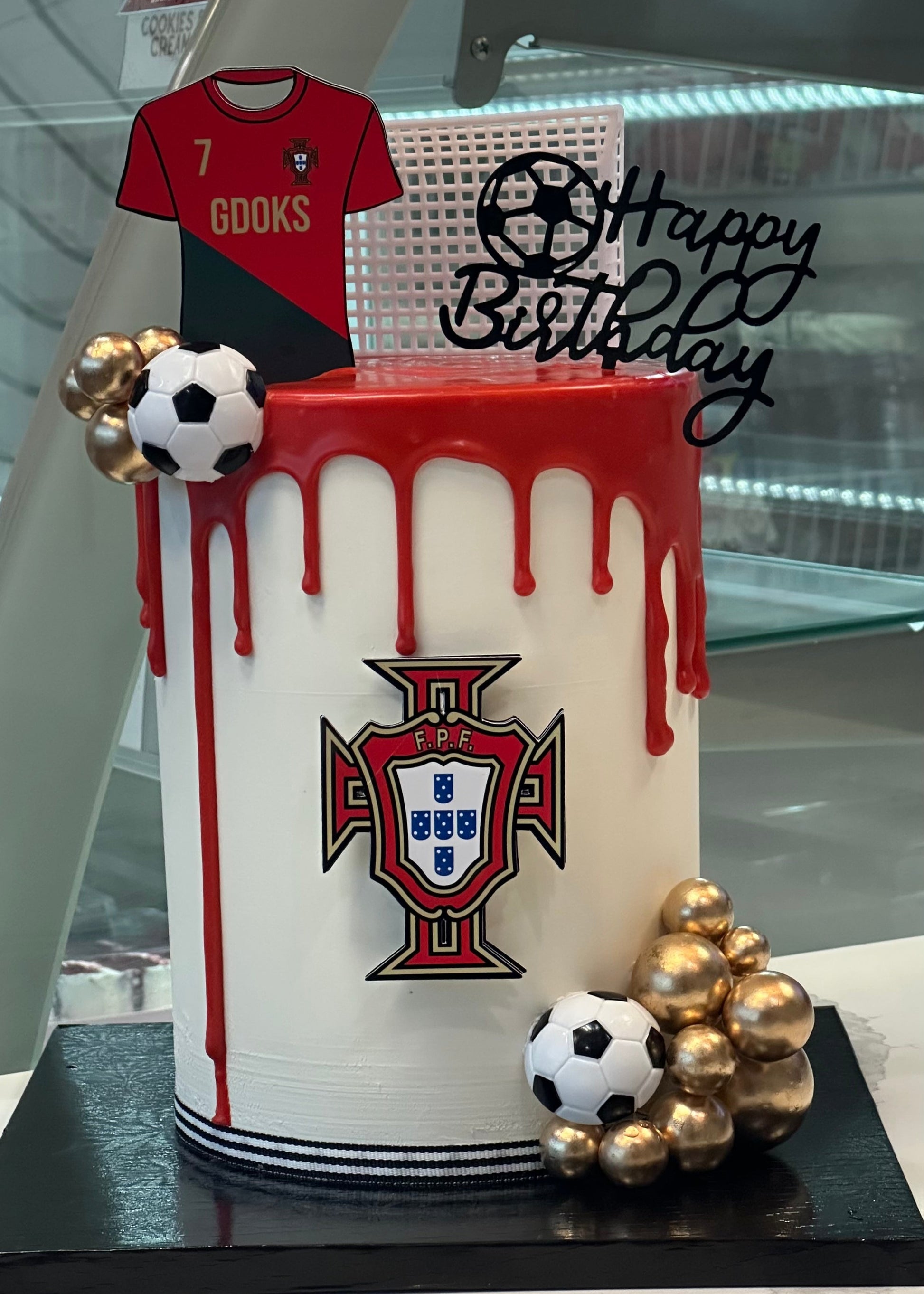 Soccer Drip cake