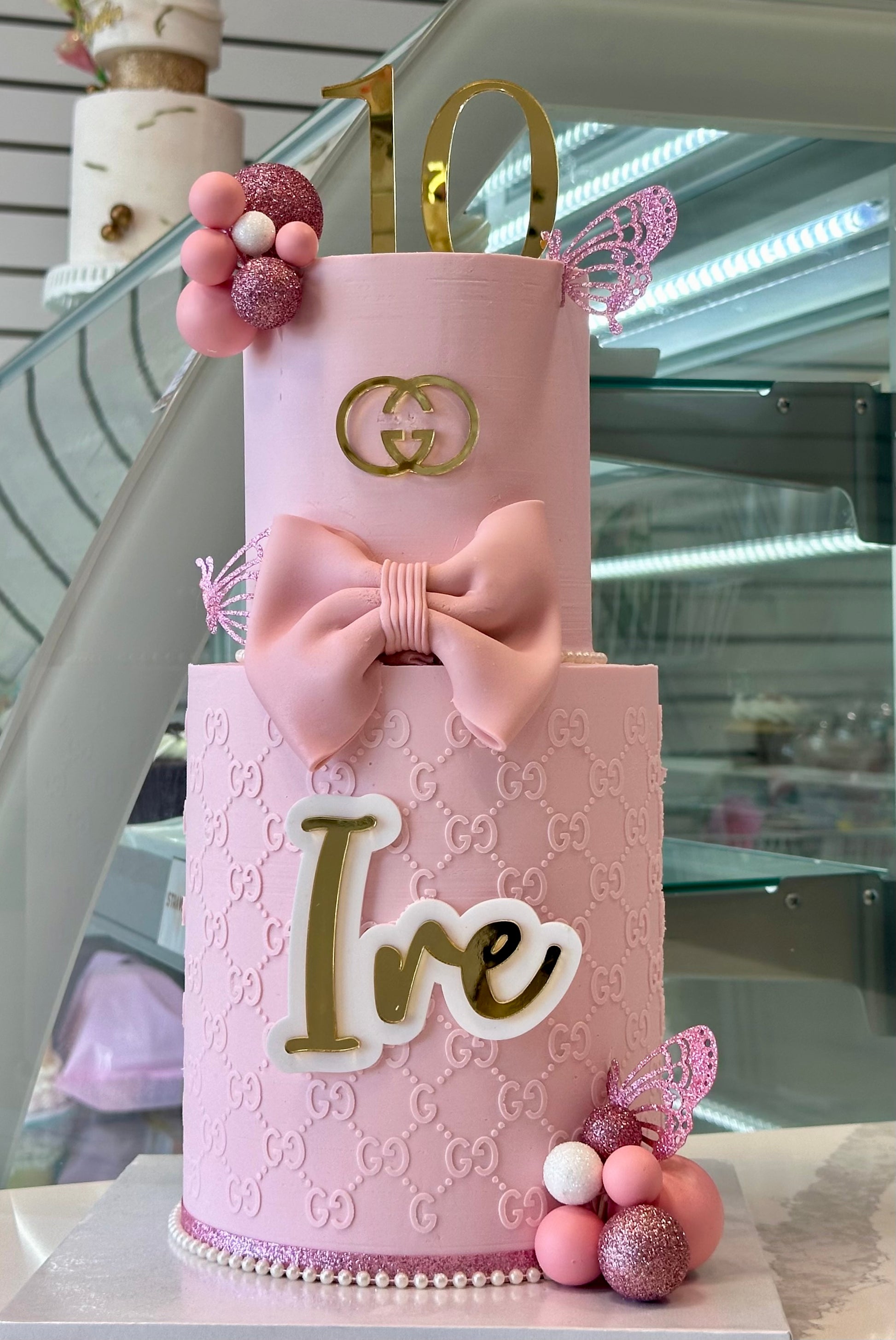 Gucci in pink - 2 Tier