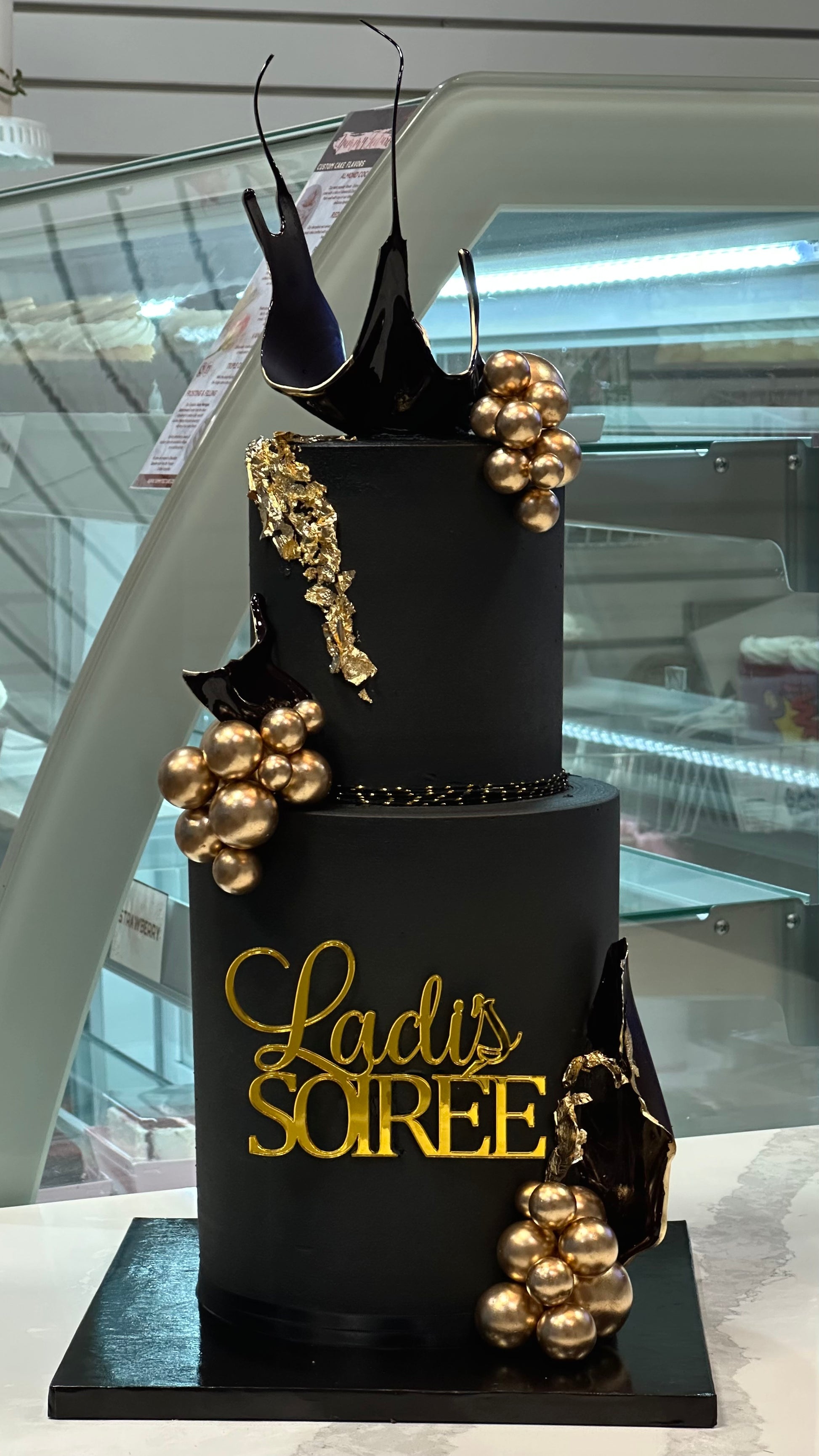 Black & Gold C - 2 Tier