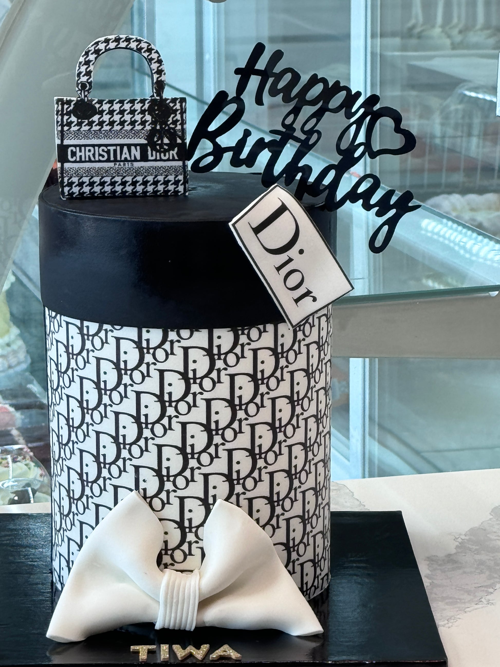 Dior Print cake 1