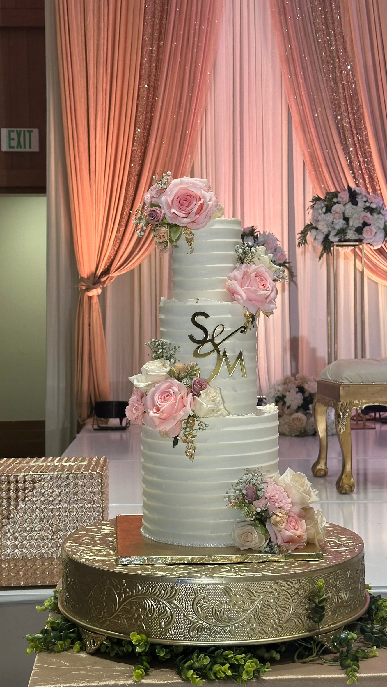 Bridal - cascading flowers - Baby breath