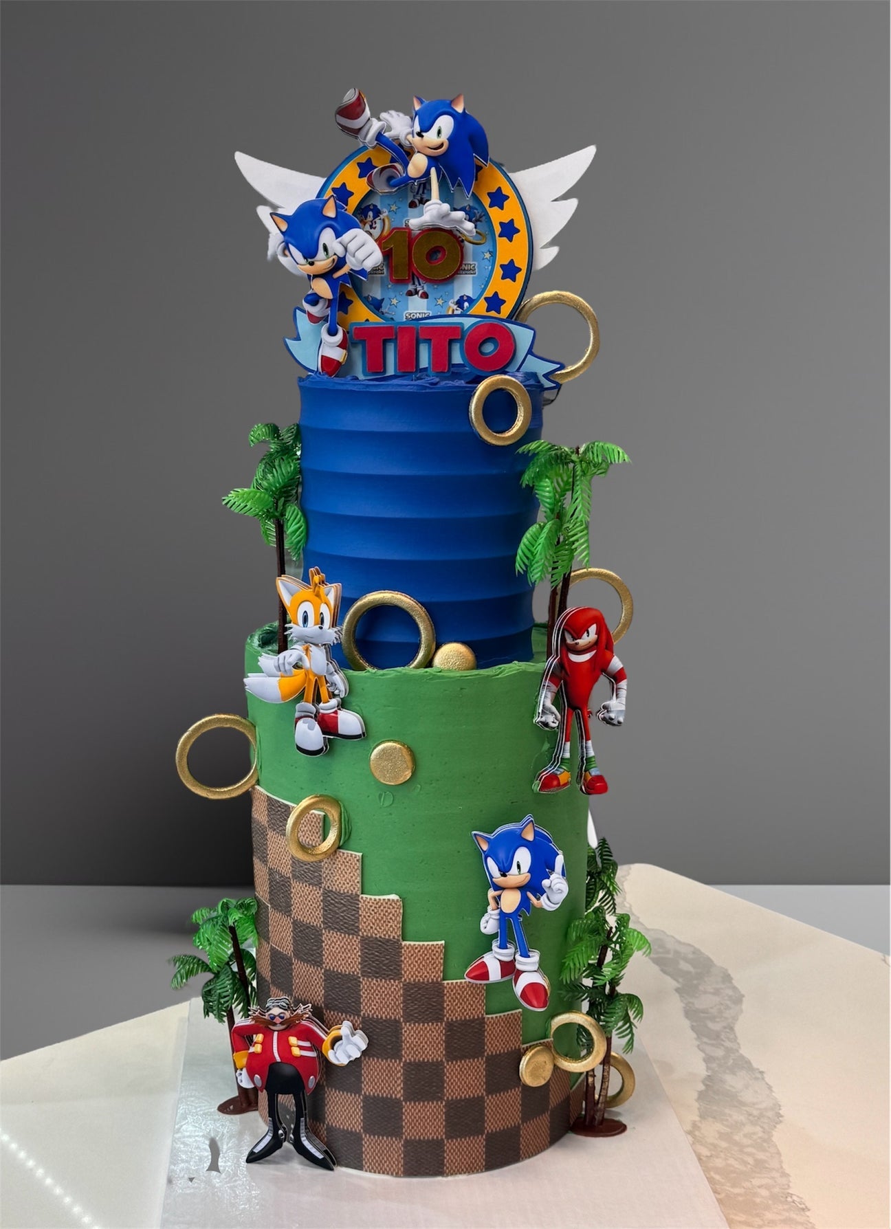 Sonic the hedgehog- 2 Tier