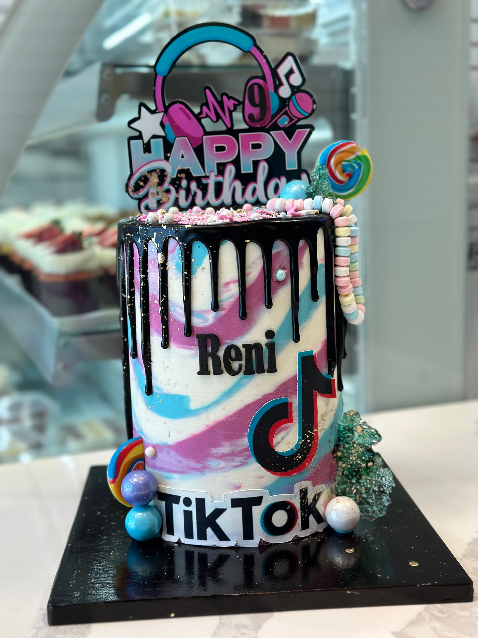 Tiktok Cake