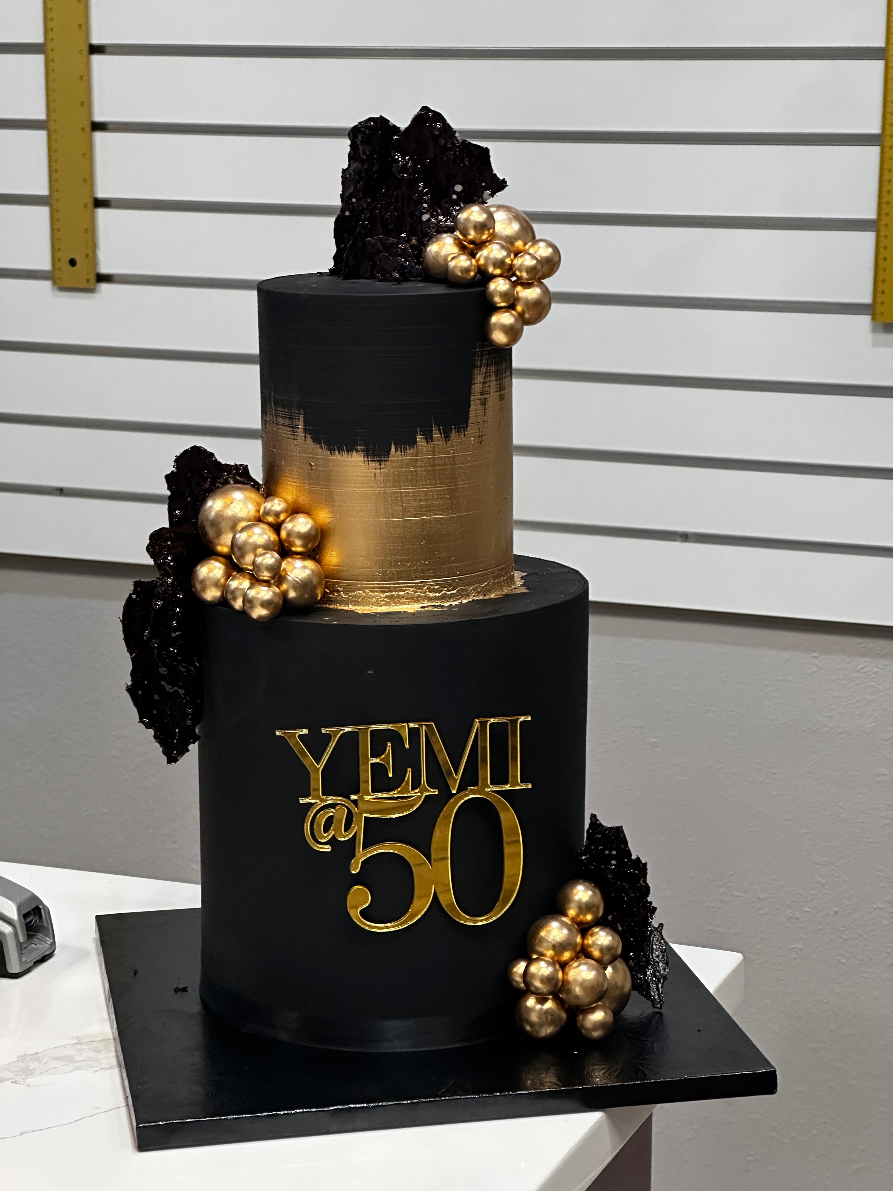 Black & Gold D - 2 Tier