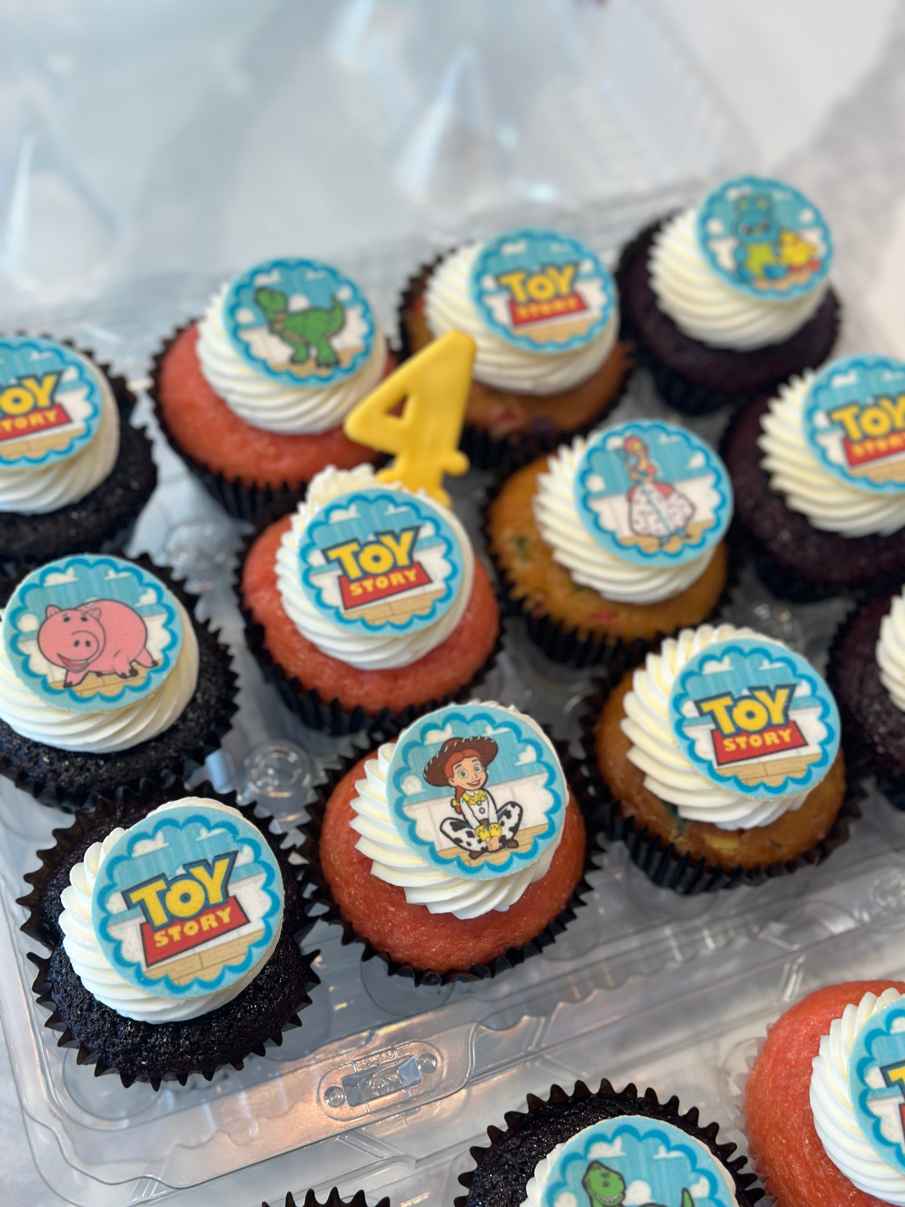 Cupcakes - sold per Dozen (12)