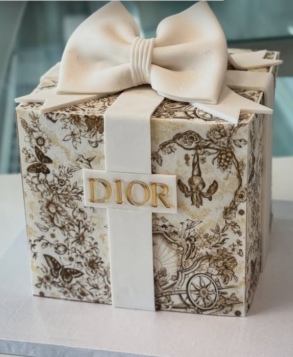Dior cube cake